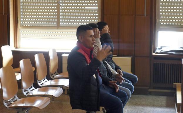 Los tres acusados, durante el juicio.