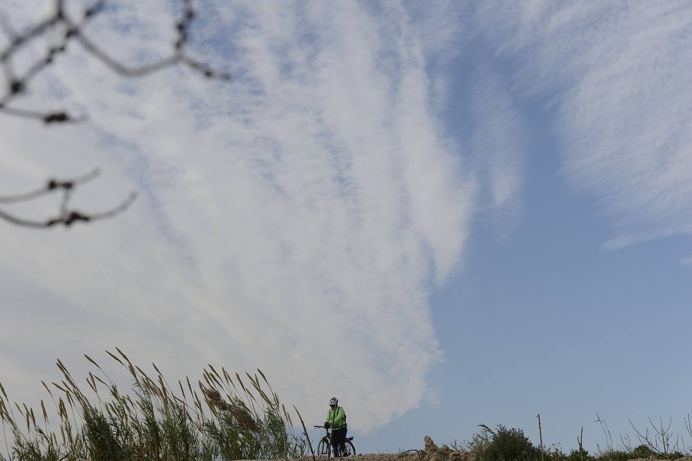 Itinerario cicloturístico de La Alberca a Los Ramos, con el perfume de azahar como protagonista