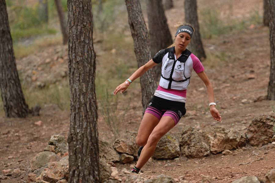 El corredor marroquí asentado en la Region es el más rápido en la prueba de trail running, seguido por el catalán Andreu Simón y el cántabro Borja Fernández