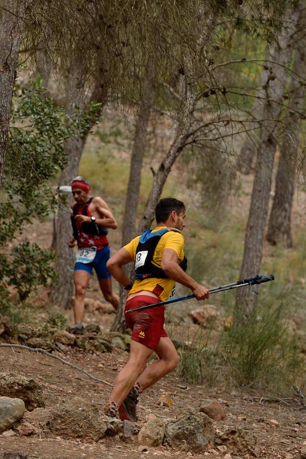 El corredor marroquí asentado en la Region es el más rápido en la prueba de trail running, seguido por el catalán Andreu Simón y el cántabro Borja Fernández