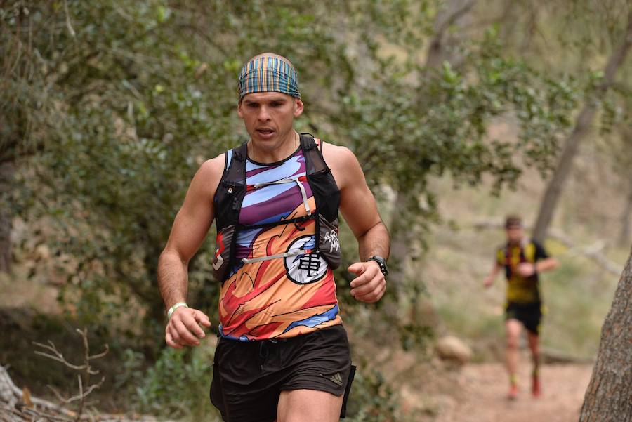 El corredor marroquí asentado en la Region es el más rápido en la prueba de trail running, seguido por el catalán Andreu Simón y el cántabro Borja Fernández