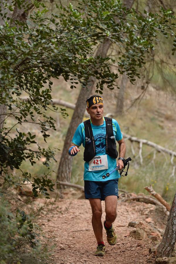 El corredor marroquí asentado en la Region es el más rápido en la prueba de trail running, seguido por el catalán Andreu Simón y el cántabro Borja Fernández