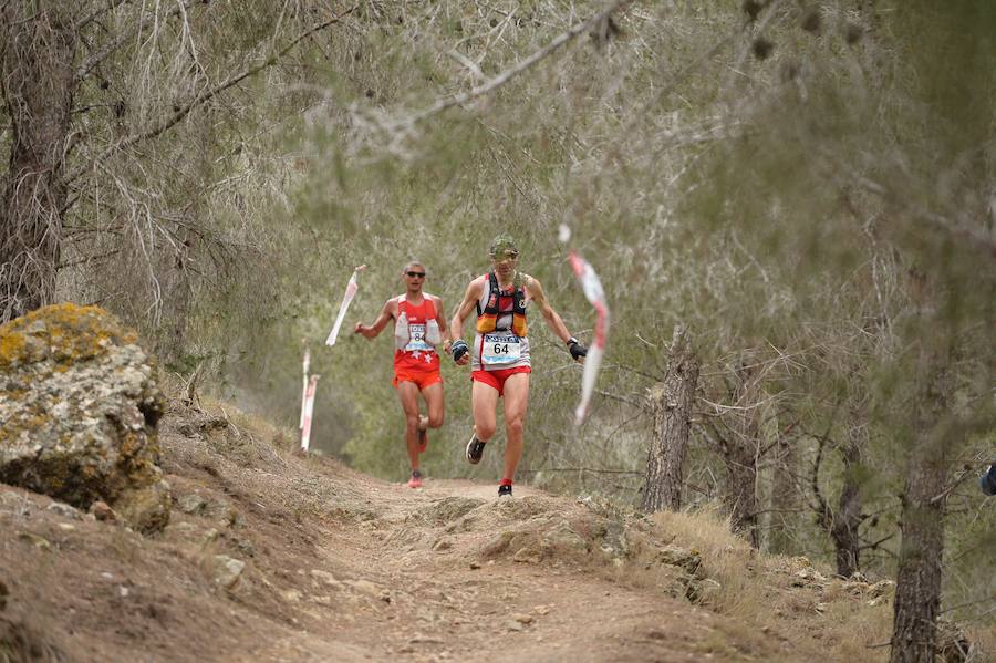 El corredor marroquí asentado en la Region es el más rápido en la prueba de trail running, seguido por el catalán Andreu Simón y el cántabro Borja Fernández