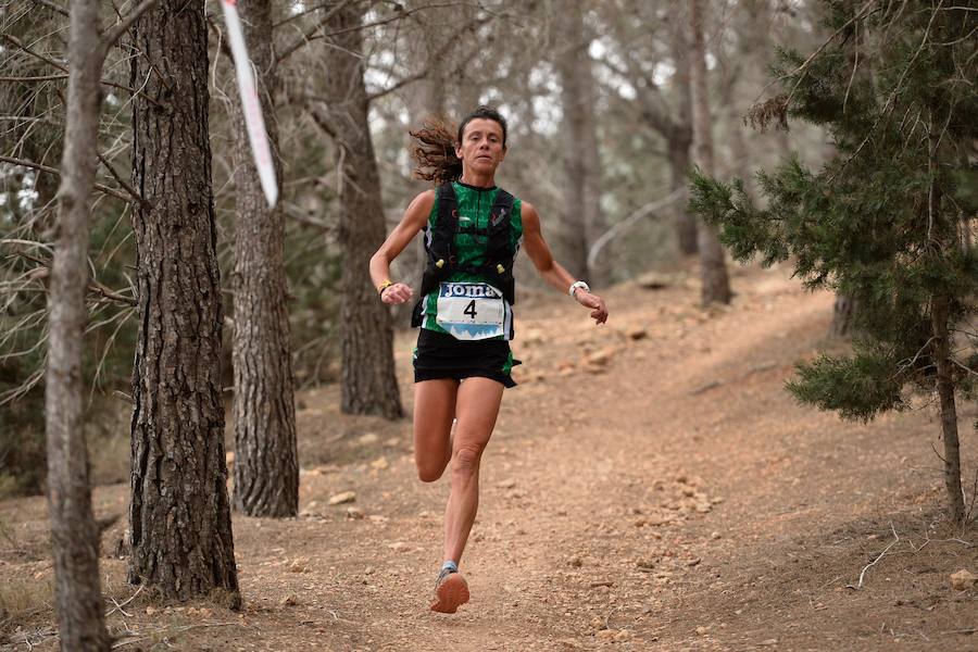 El corredor marroquí asentado en la Region es el más rápido en la prueba de trail running, seguido por el catalán Andreu Simón y el cántabro Borja Fernández