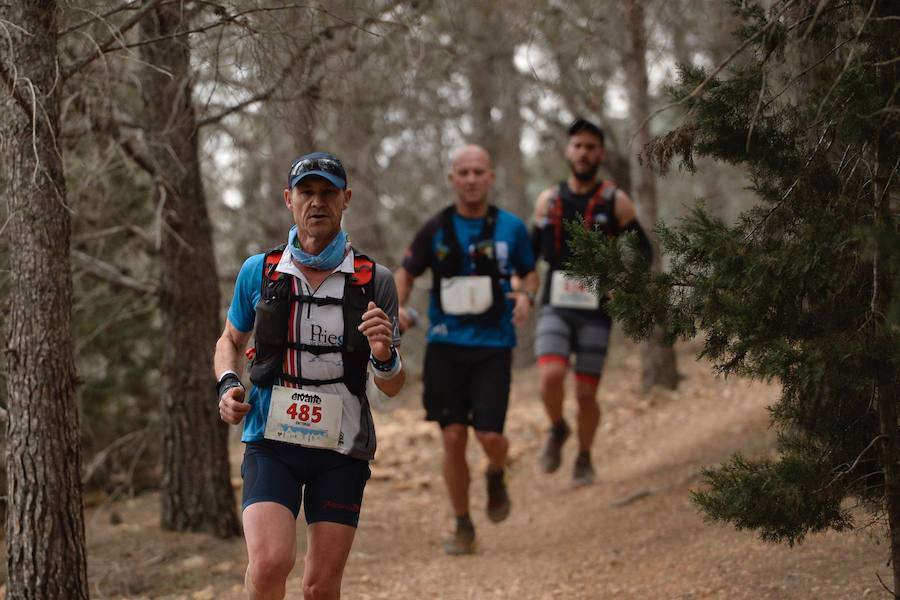 El corredor marroquí asentado en la Region es el más rápido en la prueba de trail running, seguido por el catalán Andreu Simón y el cántabro Borja Fernández