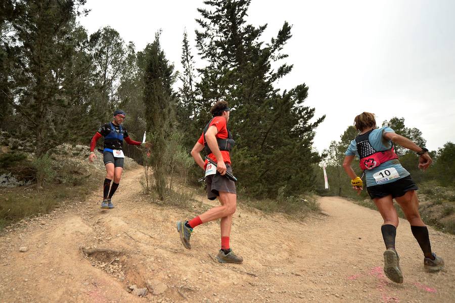 El corredor marroquí asentado en la Region es el más rápido en la prueba de trail running, seguido por el catalán Andreu Simón y el cántabro Borja Fernández