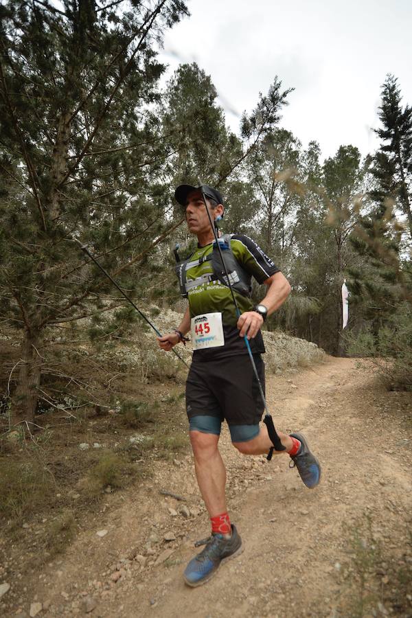 El corredor marroquí asentado en la Region es el más rápido en la prueba de trail running, seguido por el catalán Andreu Simón y el cántabro Borja Fernández