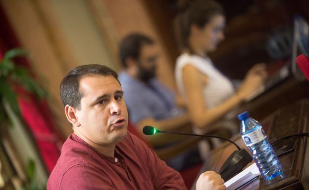 Sergio Ramos, durante un Pleno del Ayuntamiento de Murcia 