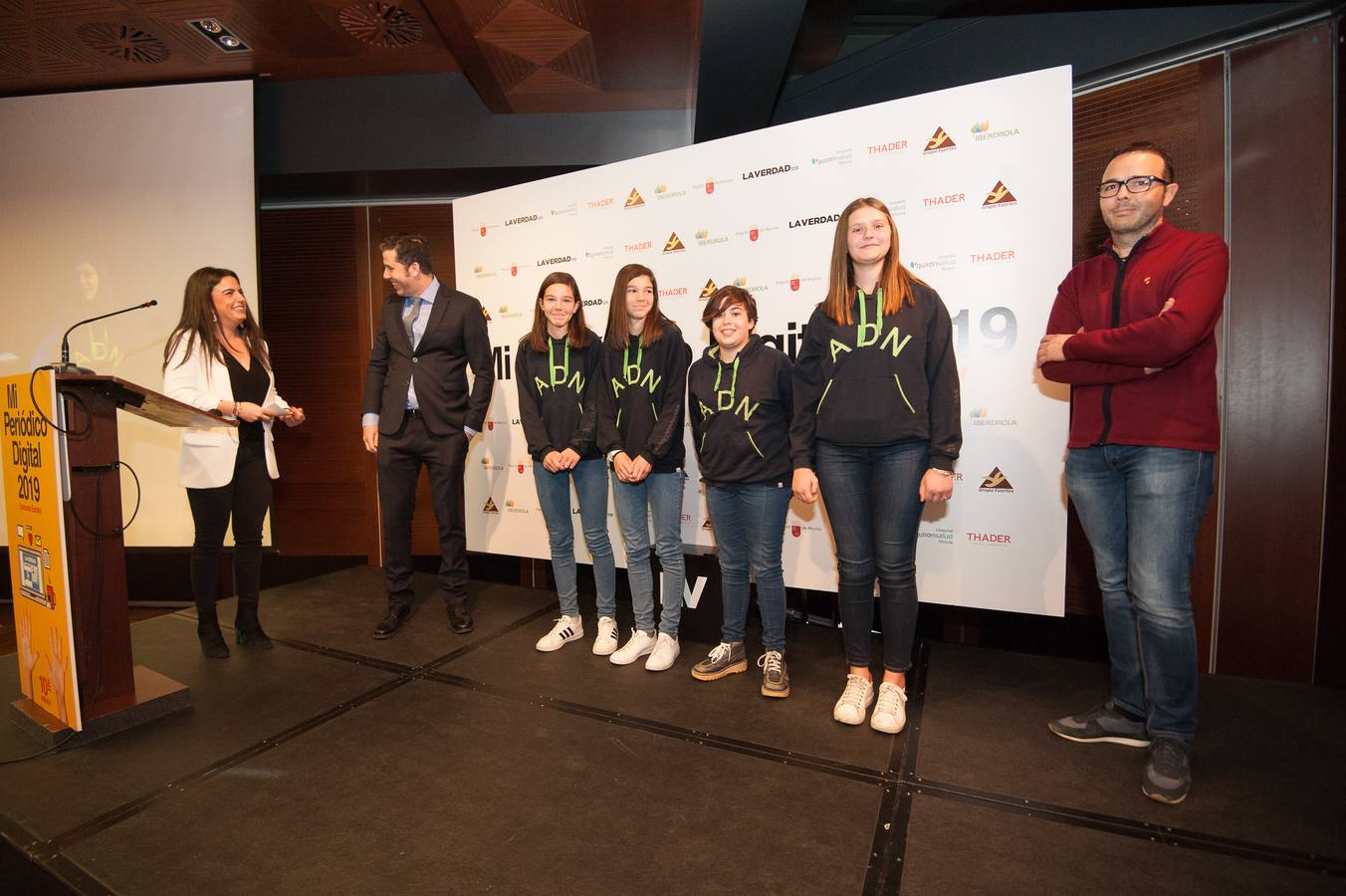 Los grupos Cazanoticias 3.0, Los Metamórficos, Weare2, Chiripifláuticos, Los Periodistas sin Fronteras y Diario IP, ganadores de la décima edición del concurso escolar 'Mi Periódico Digital'