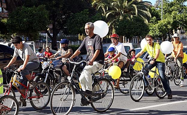 Imagen de archivo de una concentración de bicibletas celebrada en Murcia.l 