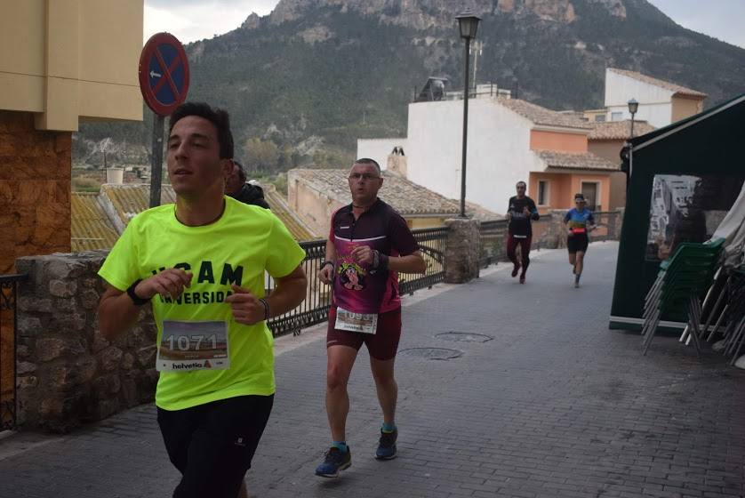 El atleta del Inassa Premium se lleva la prueba con un tiempo de 34:11 minutos, mientras que la corredora del Grupo Alcaraz hace una marca de 44:18