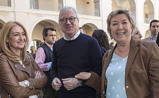 Valcárcel, junto a Pilar Barreiro, en un acto en Cartagena.
