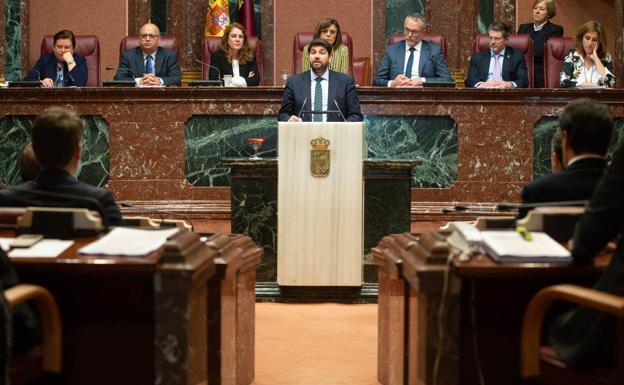 López Miras en la Asamblea Regional en una foto de archivo.