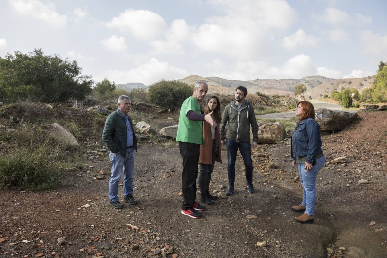 La portavoz adjunta de Unidas Podemos en el Congreso, Ione Belarra, visitó ayer Llano del Beal.