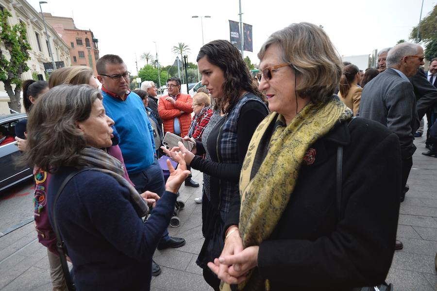 En el día que cumpliría 76 años, el también cronista oficial de la ciudad, que falleció el pasado mes de noviembre, fue el protagonista de un acto en el que se presentó las insignias con las que contará por la labor llevada a cabo