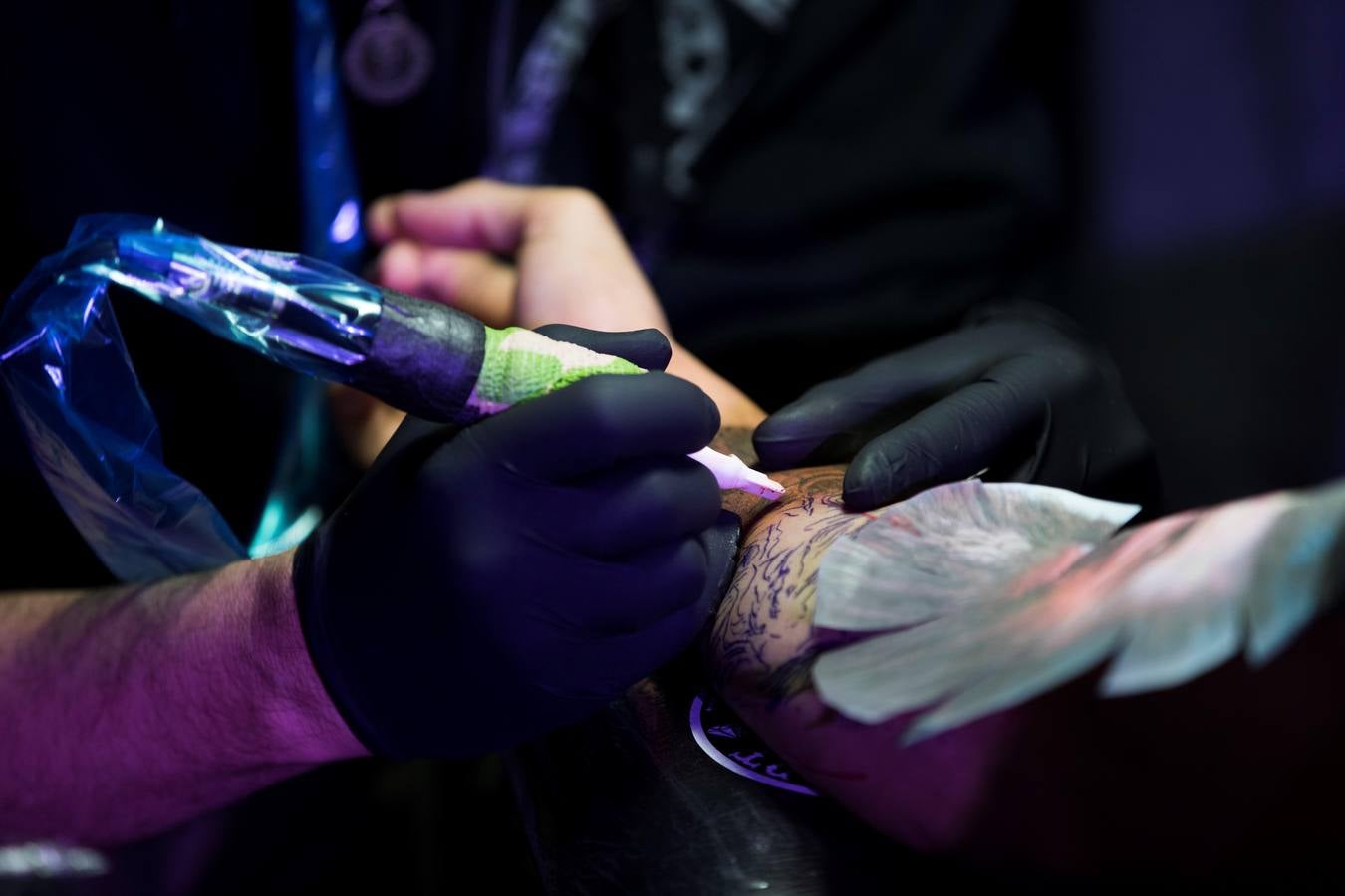 Más de 60 expositores nacionales e internacionales participan en Expo Tattoo 2019, la primera feria dedicada al tatuaje que se lleva a cabo en República Dominicana.