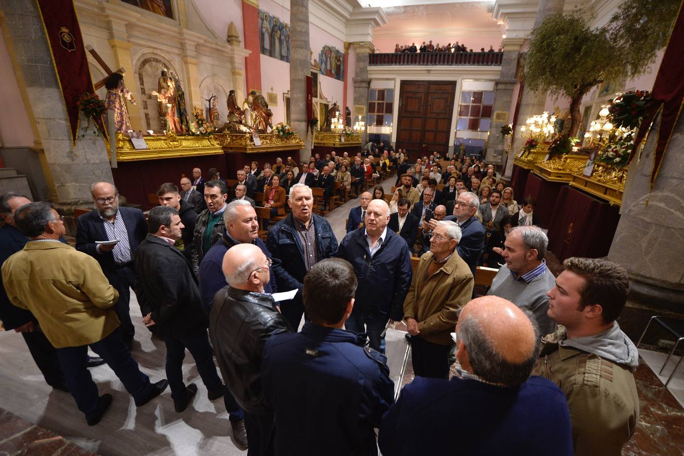 La Cofradía del Santísimo Cristo del Perdón recuperó este martes una antigua tradición que no se celebraba desde hace ocho décadas