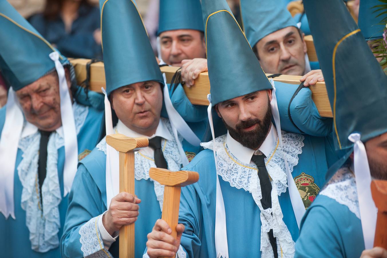 El paso de La Flagelación celebró su 25 aniversario en un desfile que cuajó de espectadores las calles más nazarenas