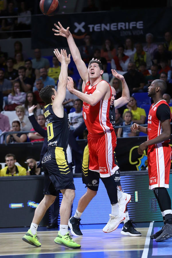 Los de Sito Alonso se complican más su situación en la clasificación; esperan, de nuevo, otra derrota del Breogán para no meterse otra vez en los puestos de descenso