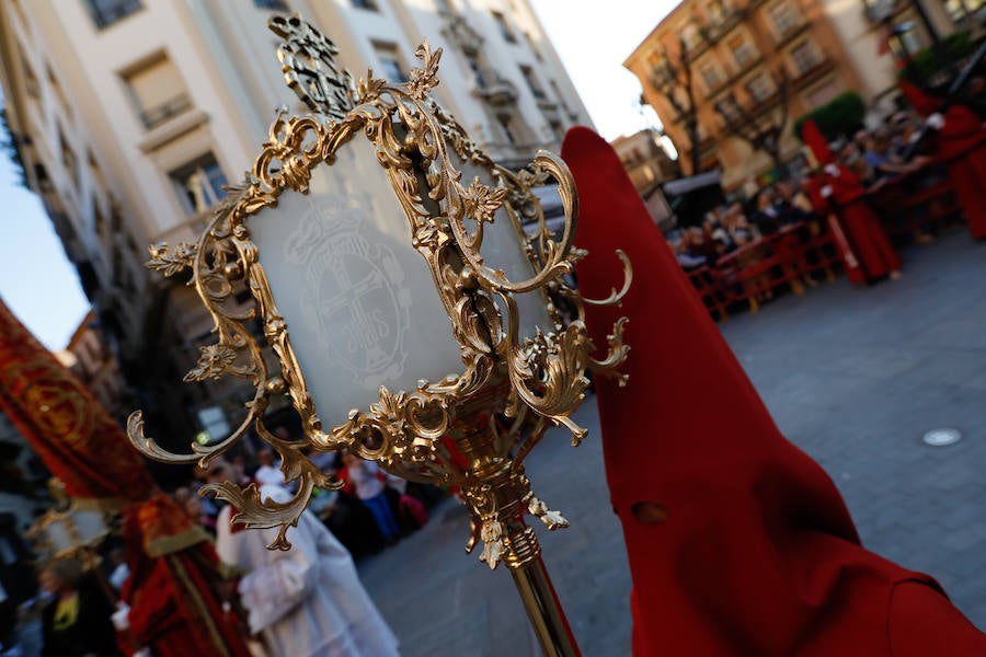 El cortejo devuelve a las calles más nazarenas de Murcia la devoción por el rigor y las tradiciones huertanas