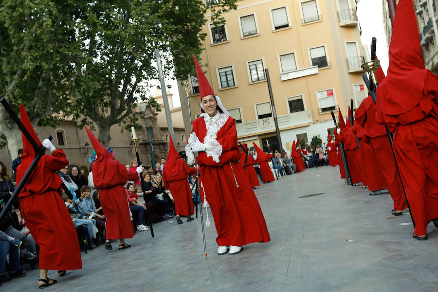 El cortejo devuelve a las calles más nazarenas de Murcia la devoción por el rigor y las tradiciones huertanas