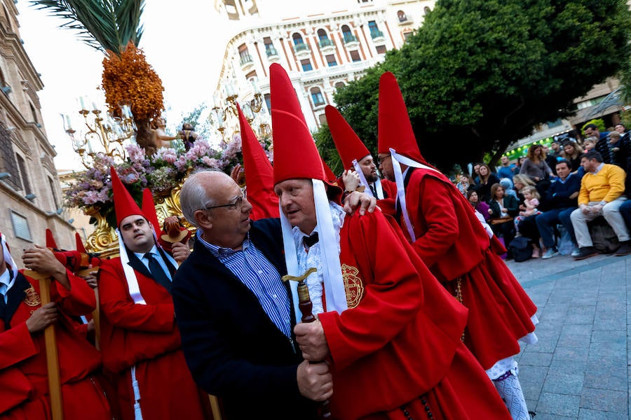 El cortejo devuelve a las calles más nazarenas de Murcia la devoción por el rigor y las tradiciones huertanas