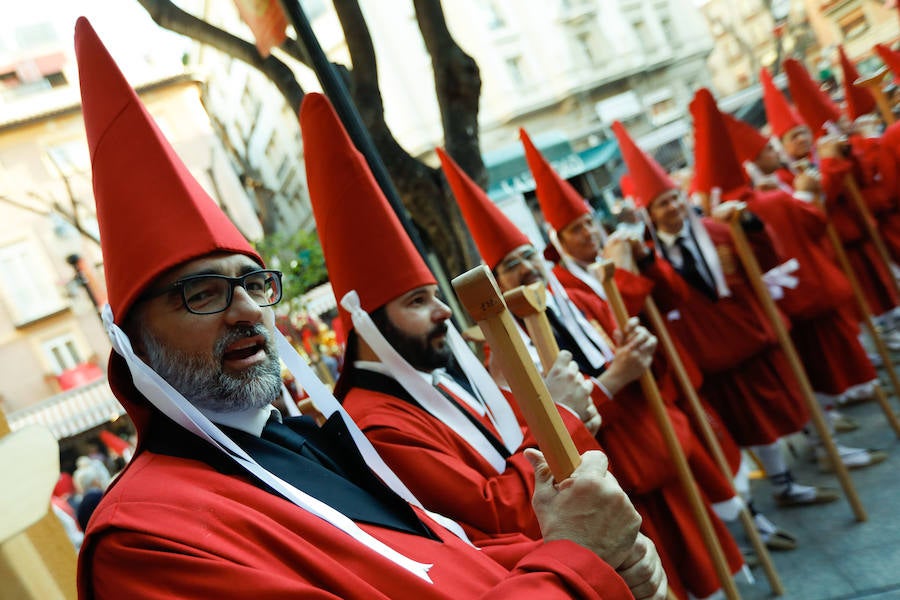 El cortejo devuelve a las calles más nazarenas de Murcia la devoción por el rigor y las tradiciones huertanas