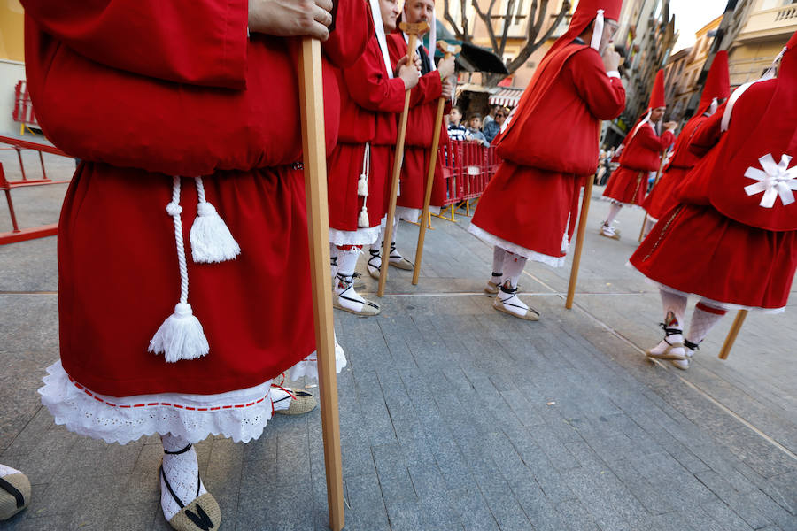 El cortejo devuelve a las calles más nazarenas de Murcia la devoción por el rigor y las tradiciones huertanas