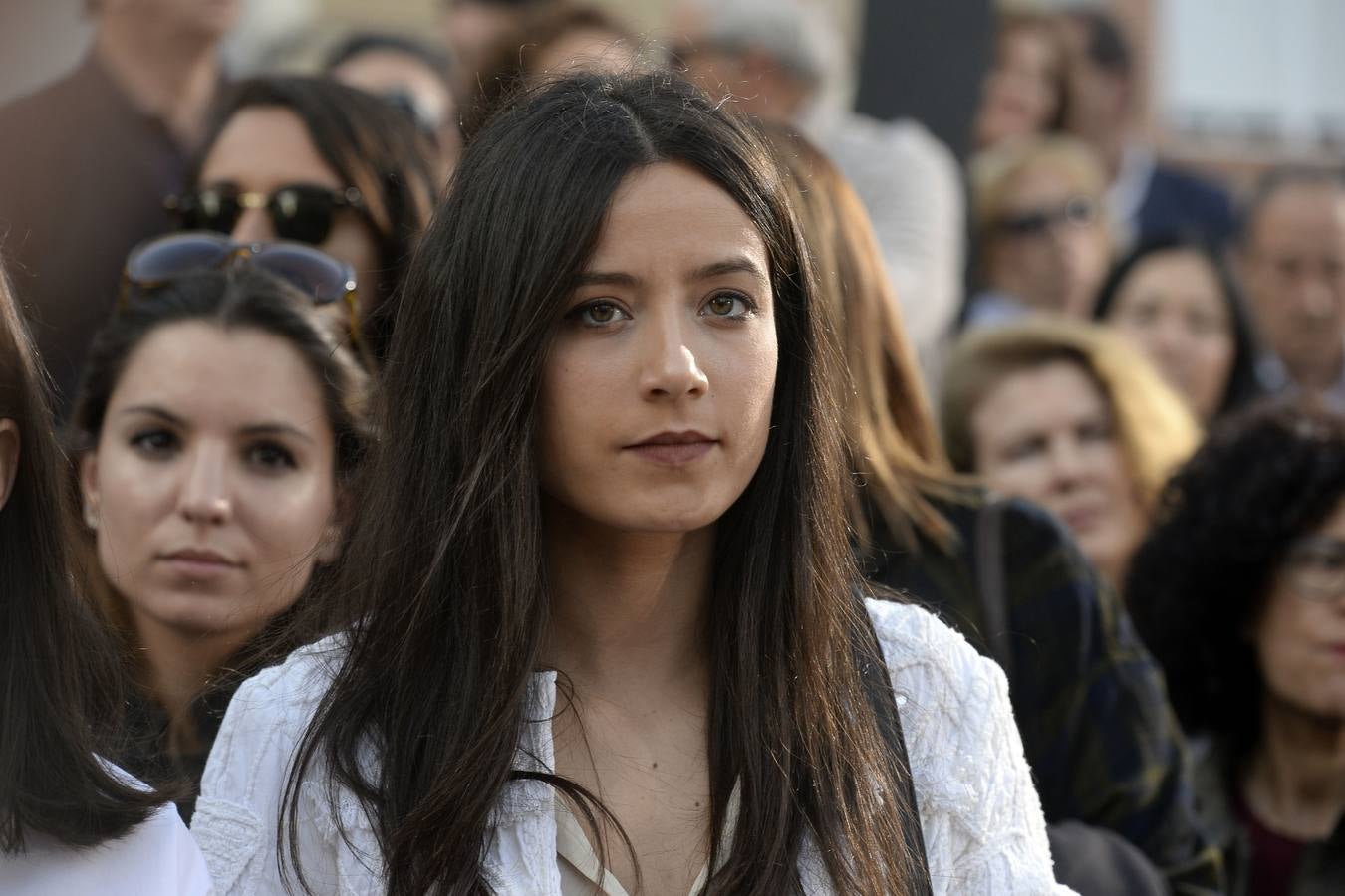 El candidato de Ciudadanos a la presidencia del Gobierno protagoniza un acto en la plaza de Europa, acompañado de Miguel Garaulet, Isabel Franco y Edmundo Bal