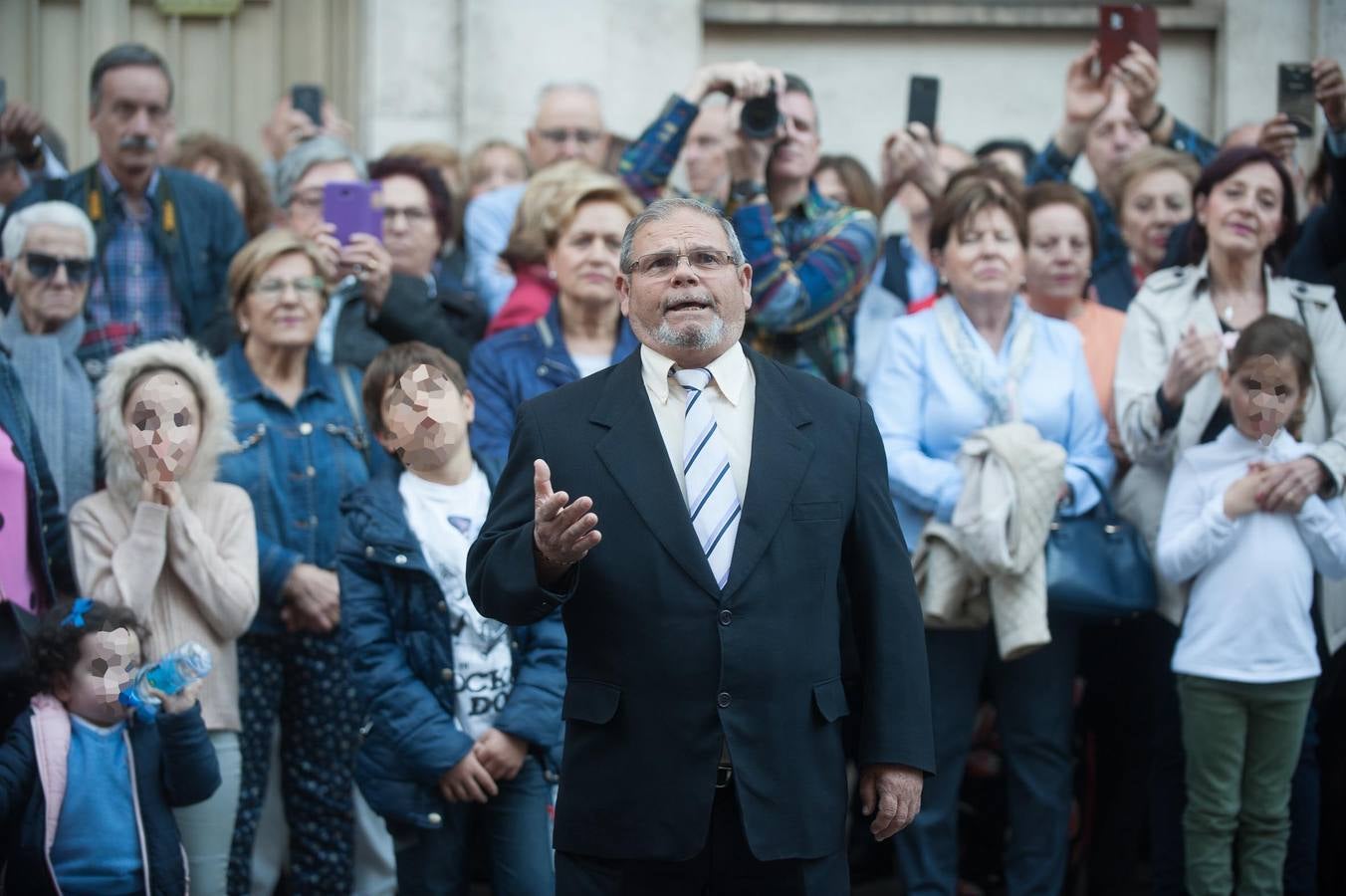 El Cristo de la Salud y el Señor del Rescate inundan de fervor el itinerario más nazareno.