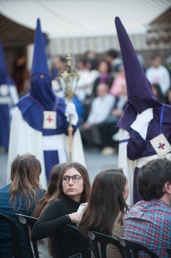 El Cristo de la Salud y el Señor del Rescate inundan de fervor el itinerario más nazareno.