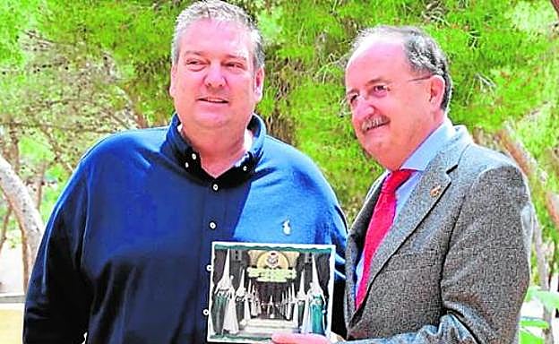 Julio González, junto a Tomás Martínez Pagán, en Canteras. 