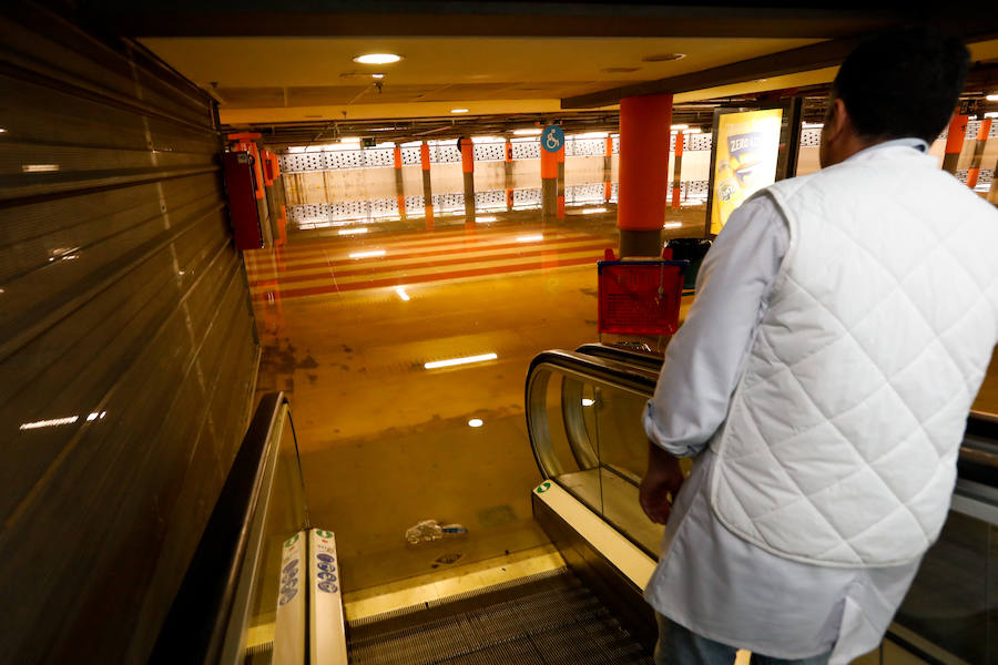 La Aemet mantiene la alerta naranja mientras que los pluviómetros registran precipitaciones de hasta 108 litros por metro cuadrado en las últimas 24 horas