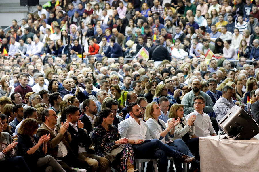 El presidente del partido vaticinó este domingo en Murcia que el día después de las elecciones generales «van a cerrar» muchas empresas de encuestas