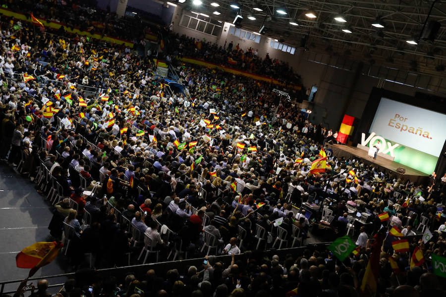 El presidente del partido vaticinó este domingo en Murcia que el día después de las elecciones generales «van a cerrar» muchas empresas de encuestas