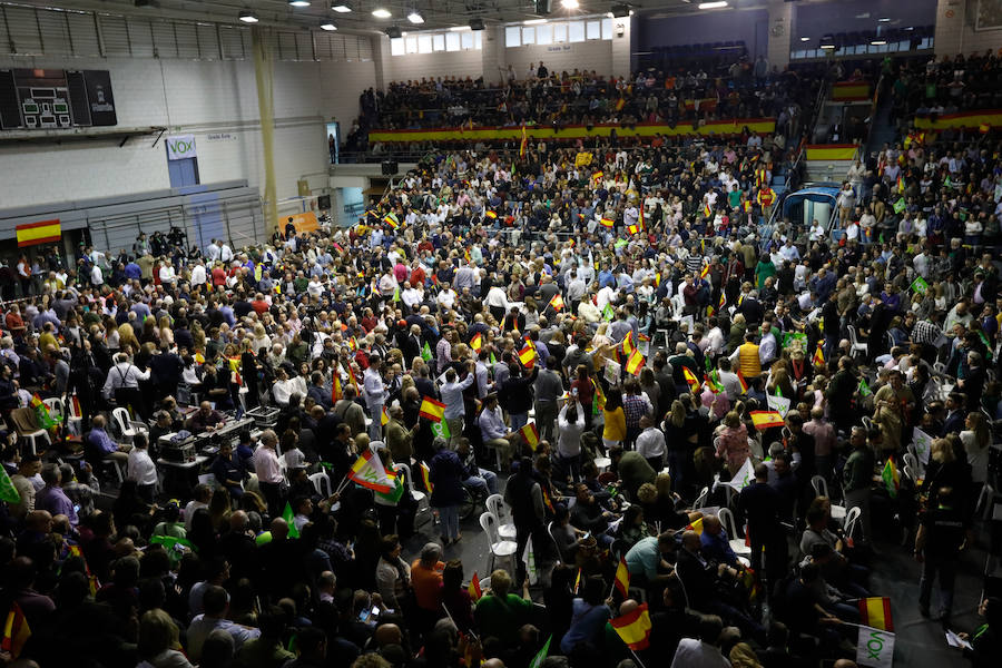 El presidente del partido vaticinó este domingo en Murcia que el día después de las elecciones generales «van a cerrar» muchas empresas de encuestas