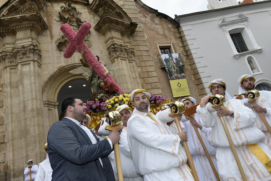 La procesión que pone fin a la Semana Santa murciana ha podido vencer a la previsión de lluvias, aunque ha tenido que retirarse antes de lo previsto