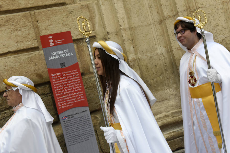 La procesión que pone fin a la Semana Santa murciana ha podido vencer a la previsión de lluvias, aunque ha tenido que retirarse antes de lo previsto