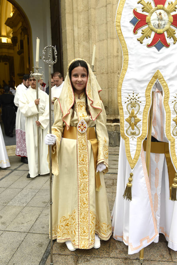 La procesión que pone fin a la Semana Santa murciana ha podido vencer a la previsión de lluvias, aunque ha tenido que retirarse antes de lo previsto