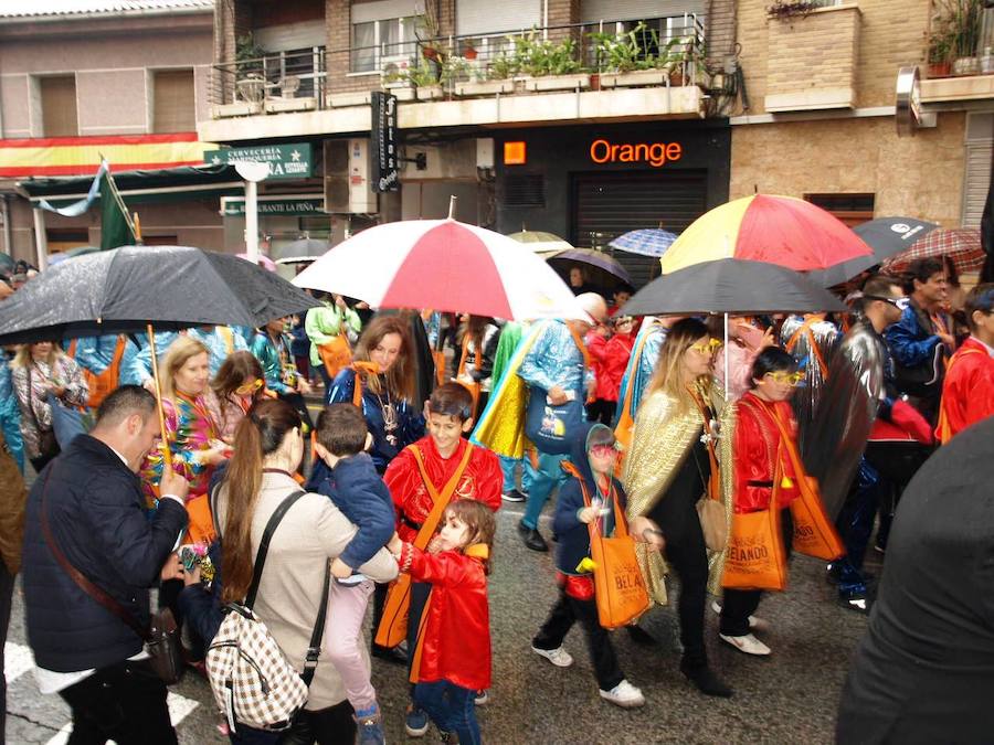 Los actos celebrados por los sardineros quedaron deslucidos a causa de las lluvias