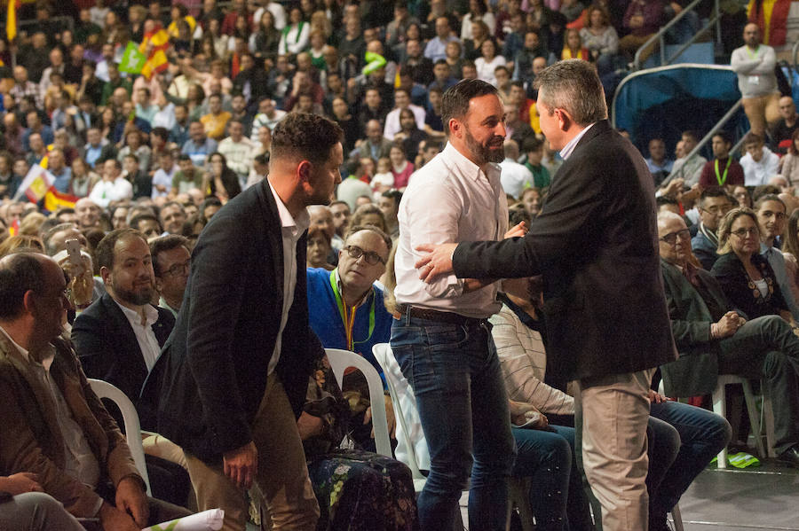 El presidente del partido vaticinó este domingo en Murcia que el día después de las elecciones generales «van a cerrar» muchas empresas de encuestas