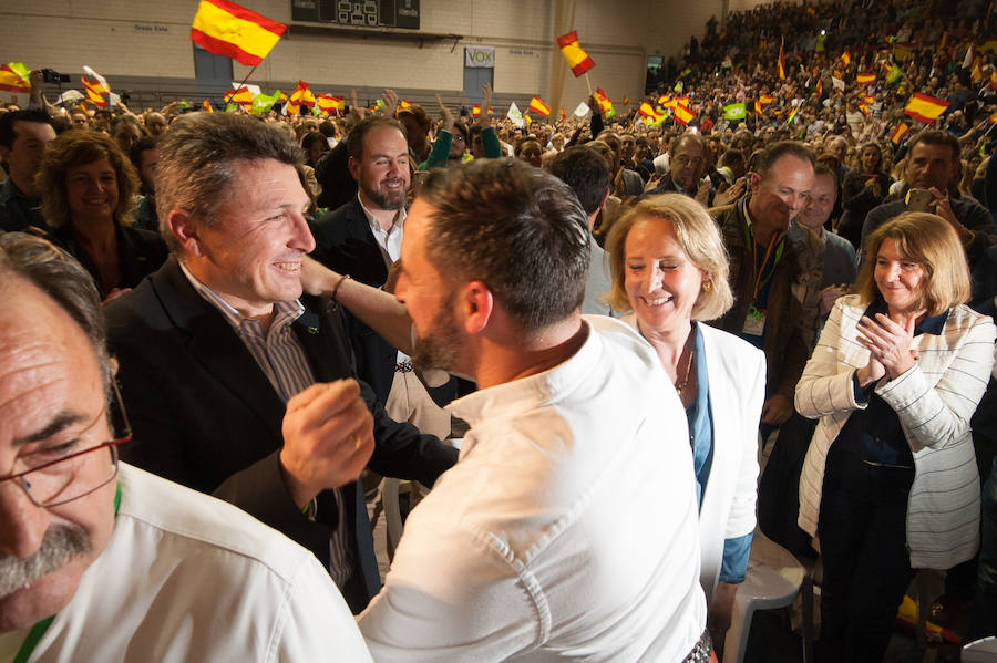 El presidente del partido vaticinó este domingo en Murcia que el día después de las elecciones generales «van a cerrar» muchas empresas de encuestas