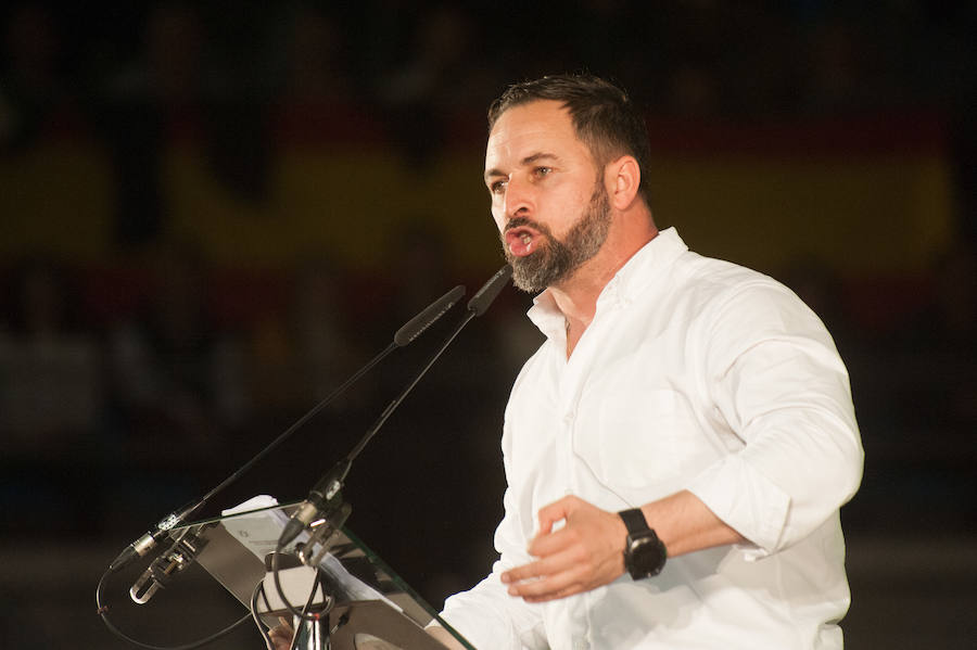 El presidente del partido vaticinó este domingo en Murcia que el día después de las elecciones generales «van a cerrar» muchas empresas de encuestas