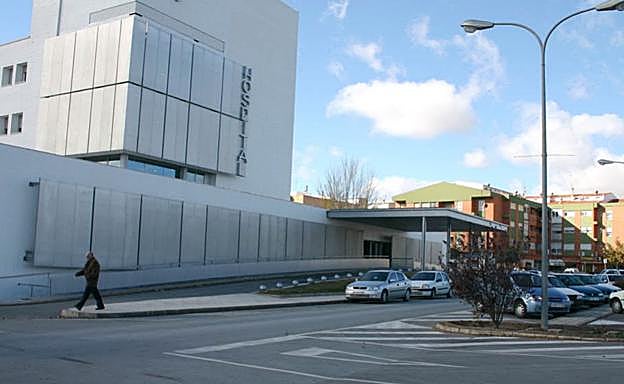 Fachada del hospital Virgen del Castillo de Yecla.