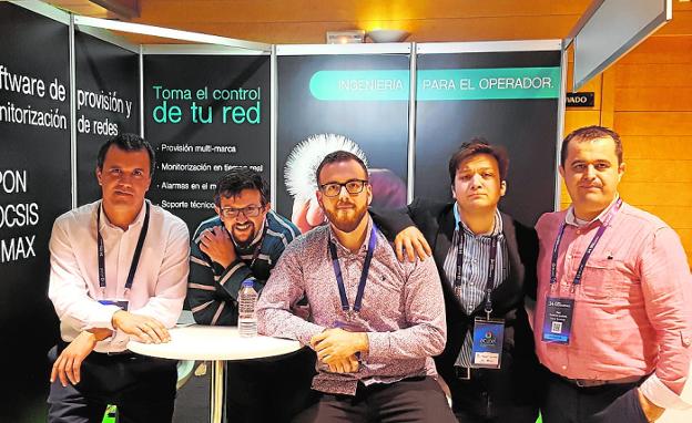 Técnicos de Phicus Tecnología. 