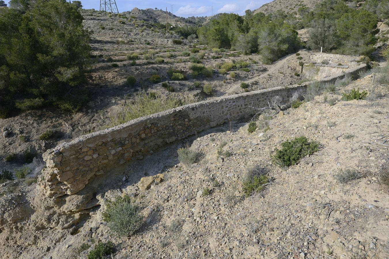 La Junta Municipal propone un viaje guiado al pasado de la pedanía para garantizar su futuro