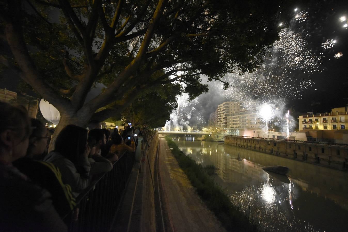 El catafalco de este año medía 14 metros y estaba hecho de madera y carton piedra