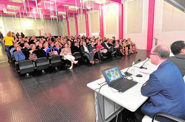 Presentación del diagnóstico en el campus. 