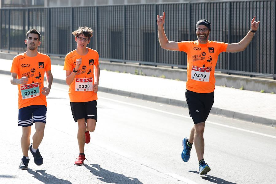 El ganador masculino completó la prueba en un tiempo de 32:19 minutos, por los 39:01 para la ganadora femenina