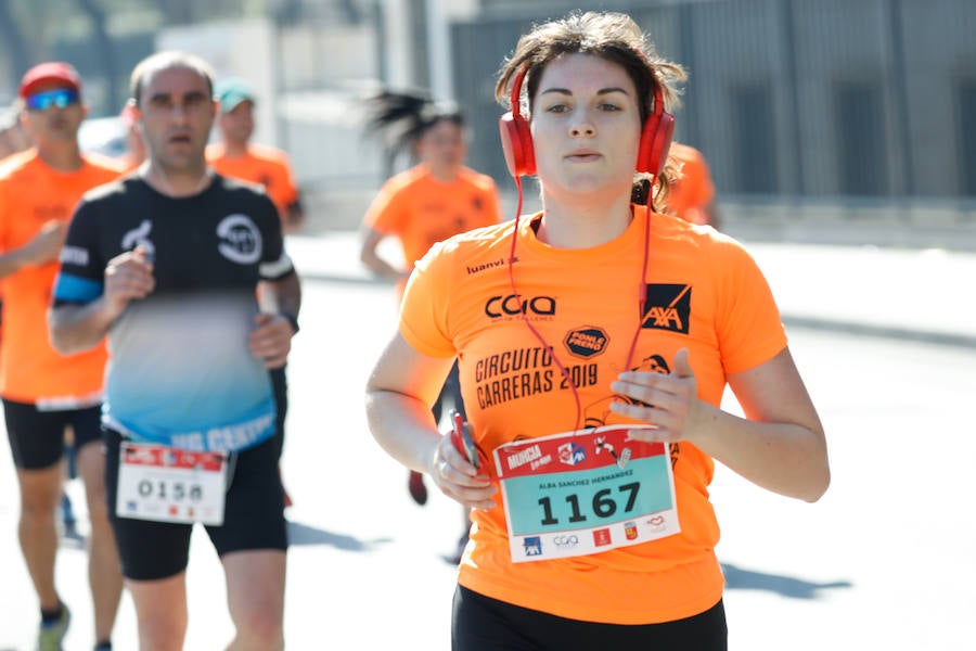 El ganador masculino completó la prueba en un tiempo de 32:19 minutos, por los 39:01 para la ganadora femenina